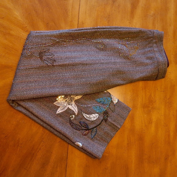 Express Brown Embellished Pants 5/6 Low rise Bootcut Embroidery Sequins - Picture 2 of 5